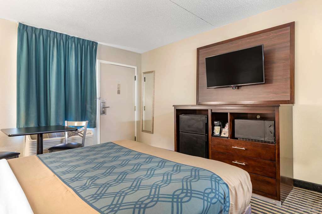 Econo Lodge Florence Zimmer foto